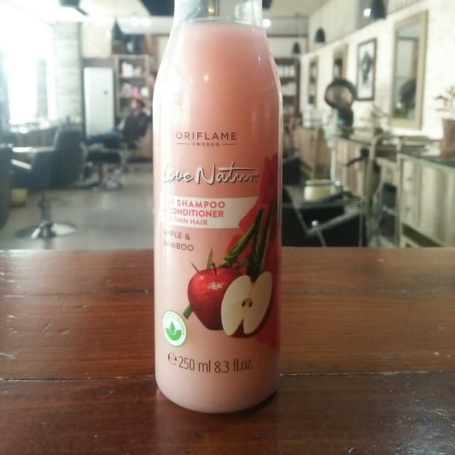 Love nature 2in1 shampoo and conditioner